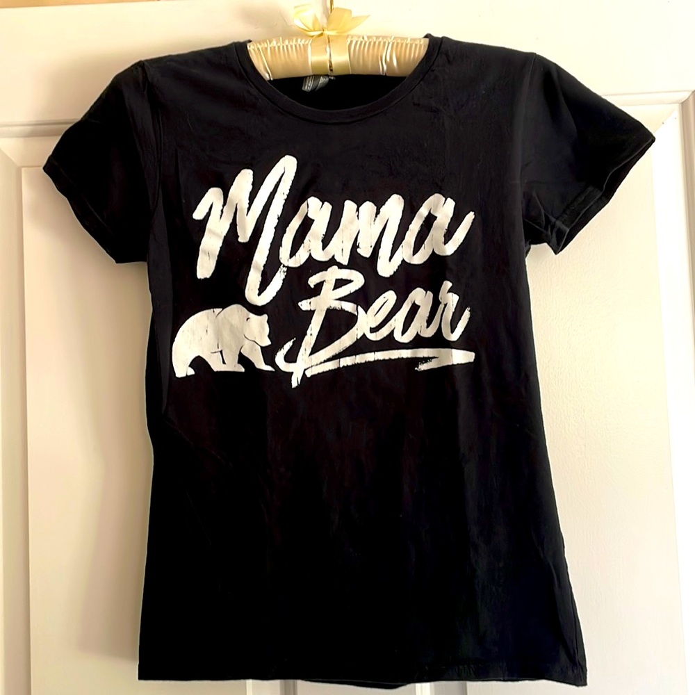 5For$15 Black Mama Bear T-shirt size S